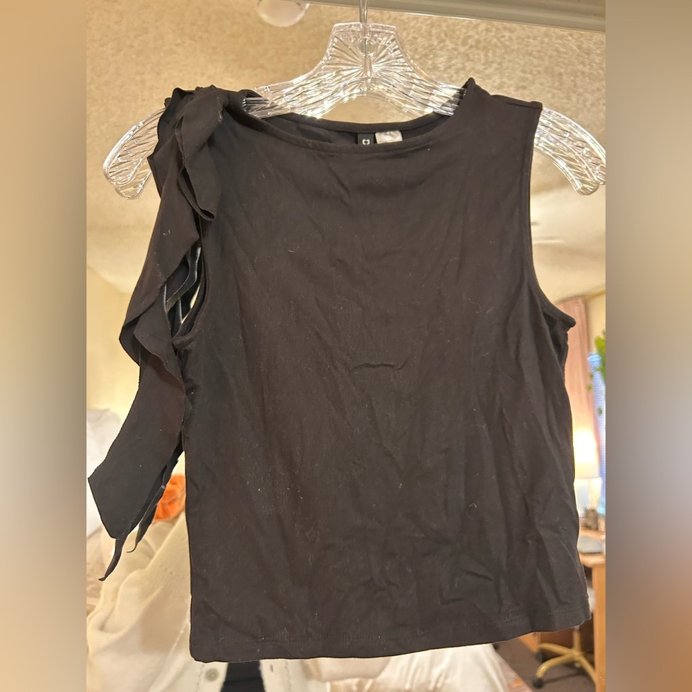 H&M Black One-Shoulder Blouse